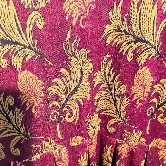 LulaRos Size small dress. Pit to pit 32”, no stretch. Heavier material. Nice. - Picture 4 of 6